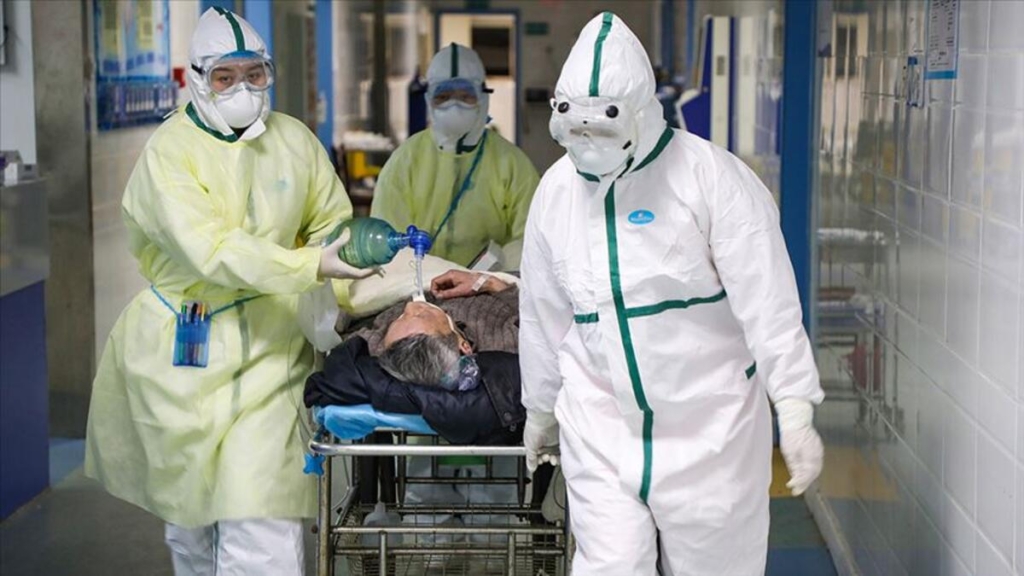 Sağlık Kuruluşlarına Girerken Maske Zorunlu Olacak