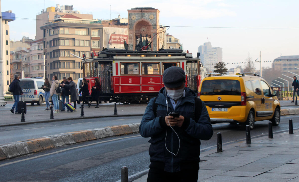 Koronavirüse Karşı 15 Dakika ve 1 Metre Kuralı
