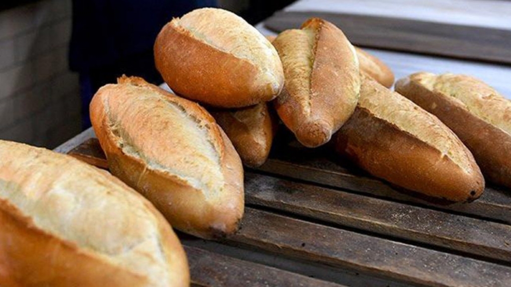 Ankara’da Ekmeğe Yüzde 20 Zam, 1.50 TL Oldu