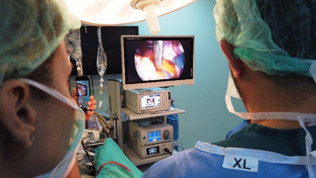 Türkiye’de İlk Kez Endoskopik Kalp Ameliyatı Gerçekleştirildi