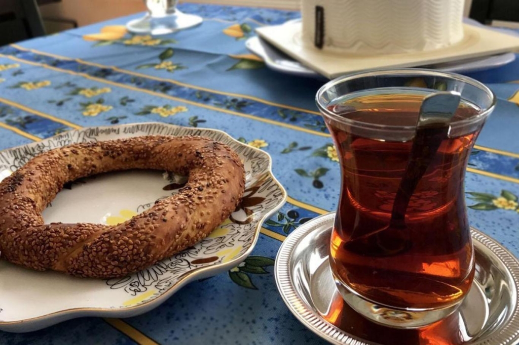 Açlık Sınırı 2 Bin 708 Lira Oldu